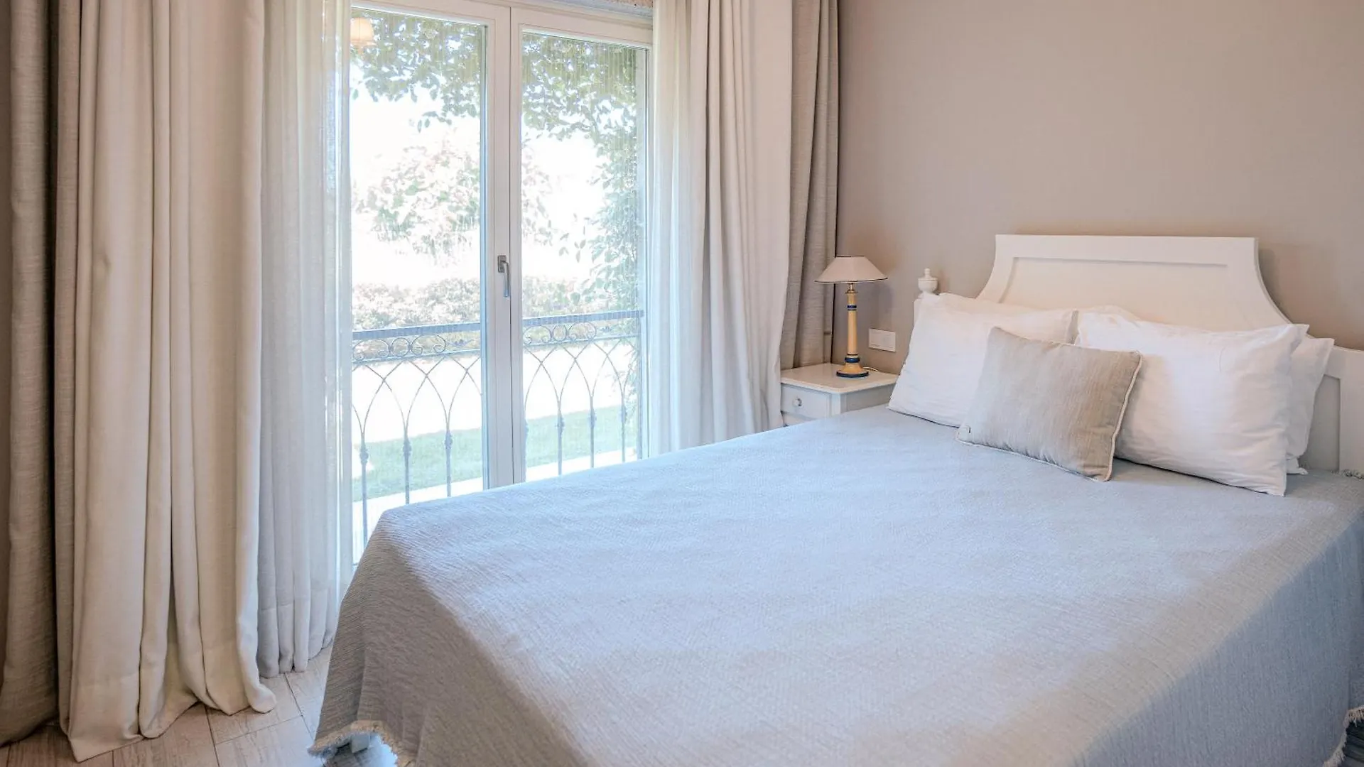 Otel Eritrina Alaçatı