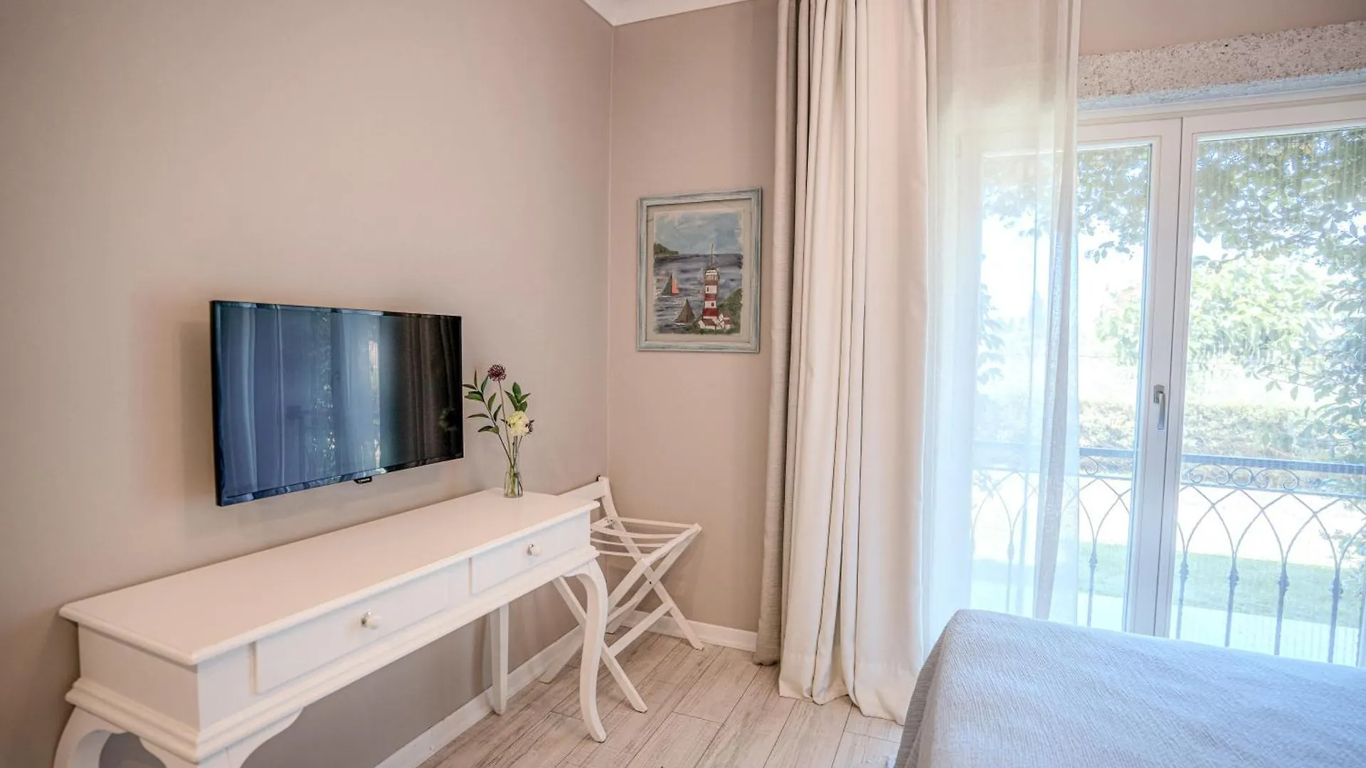 Eritrina Alaçatı Otel