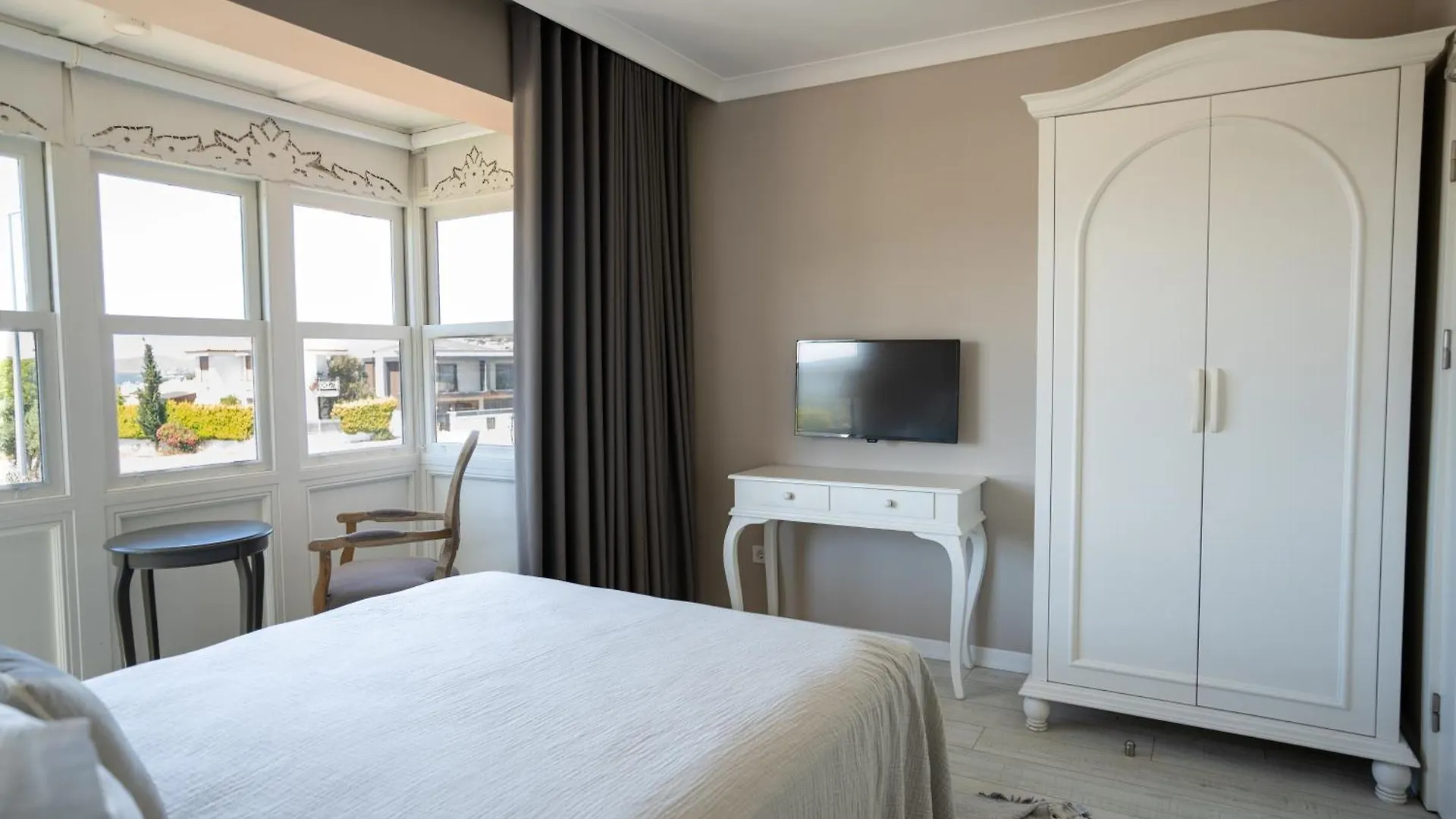 Eritrina Alaçatı Otel