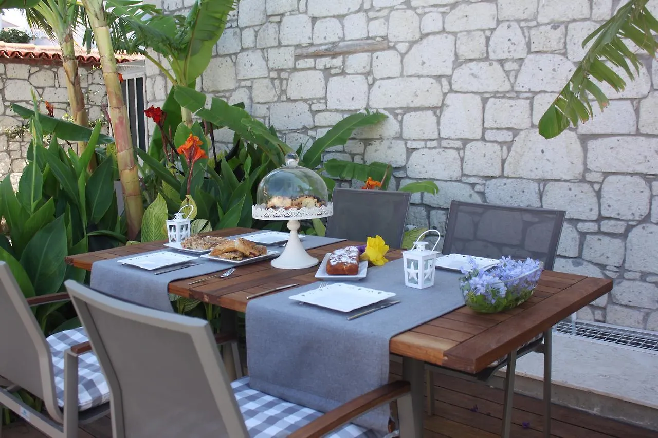 Eritrina Alacati Hotel